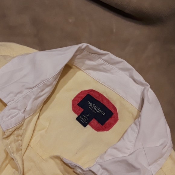 Button down trendy shirts - Picture 3 of 3